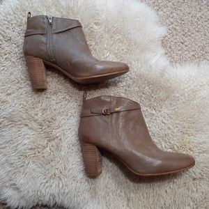 Lucky Brand Tan Heeled Ankle Boots